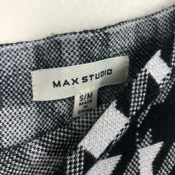 Max Studio Gingham High Waisted Skirt - Picture 4 of 4